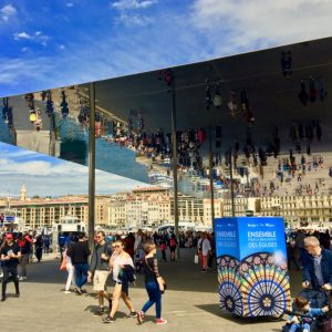 Kube Expo -c17- Marseille - affichage mobile - communication ooh - affichage evenementiel - communication hors media
